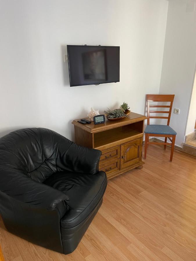 Holiday Home Noeli & Diego Karlobag Ngoại thất bức ảnh