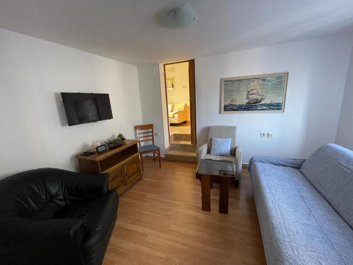 Holiday Home Noeli & Diego Karlobag Ngoại thất bức ảnh