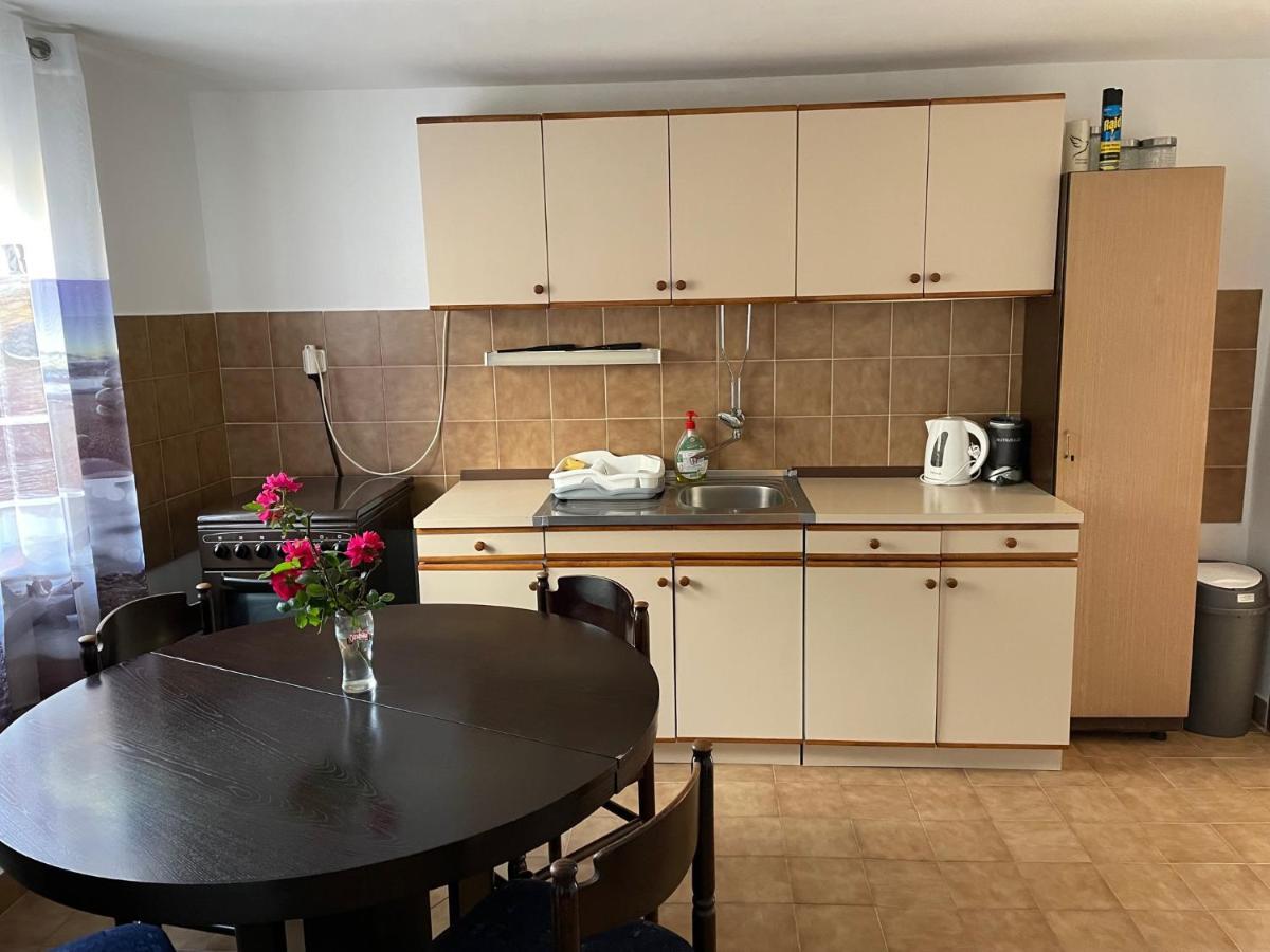 Holiday Home Noeli & Diego Karlobag Ngoại thất bức ảnh